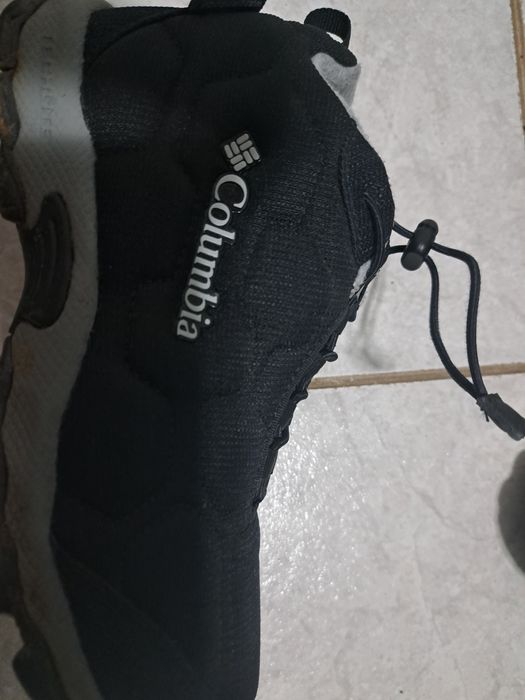 Ghete, adidași, papuci , Columbia.nr 34