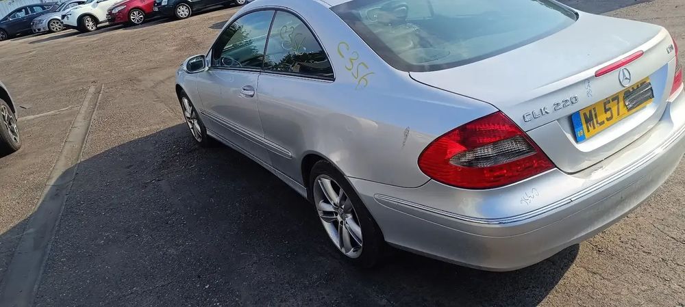 Dezmembrari / Dezmembrez Mercedes Clasa CLK 2.2 CDI 646966 cutie viteze manuala cod culoare 775 Iridium Silver