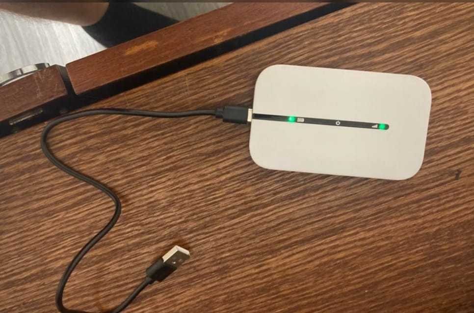 Карманный роутер 4g, новый