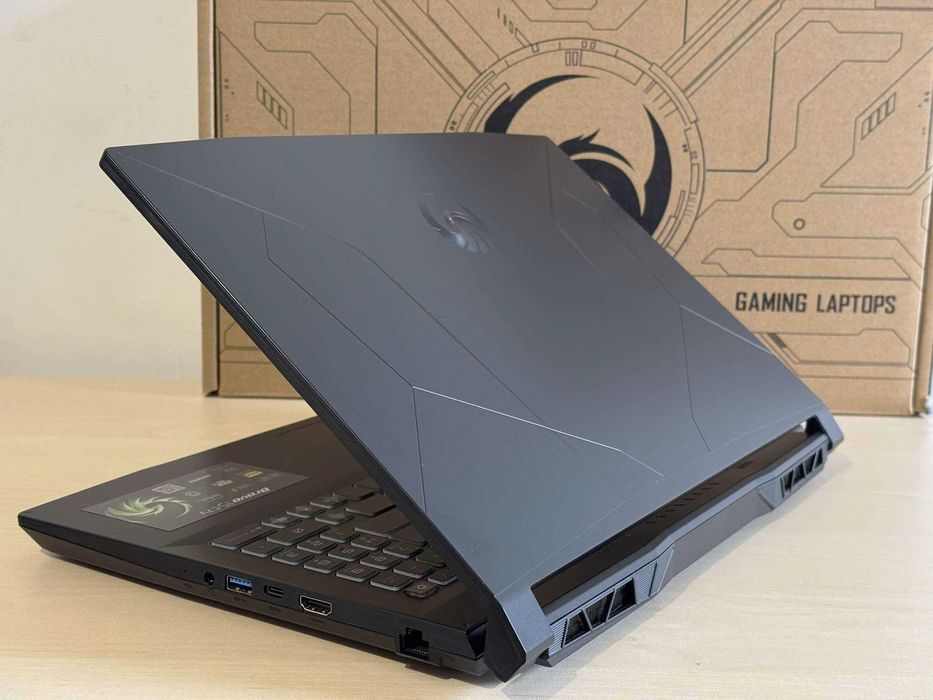 Бартер!МОЩЕН! 144Hz / AMD Ryzen™ 7 7735HS / RTX 4050 / 1TB SSD