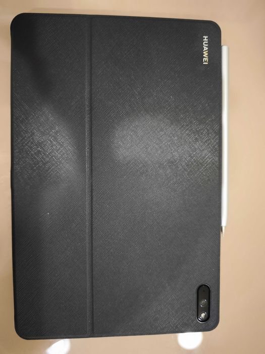 Tableta Huawei Matepad 11 , husa cu tastatura si stylus (pen)