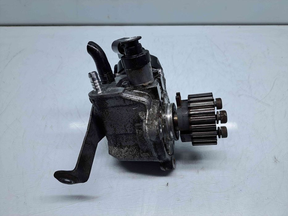 Pompa inalta presiune  Volkswagen Golf 6 (5K1) [Fabr 2009-2013] 03L130