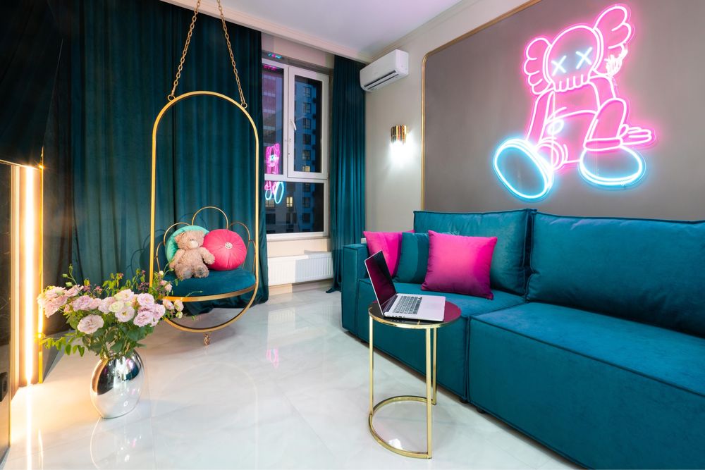 Новая 2-комнатная квартира люкс с золотой качелей