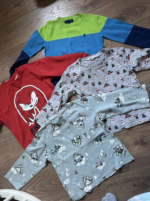 Джинсови гащеризони 92 размер-керемиден,две блузки-12 лв -обичан веднъ