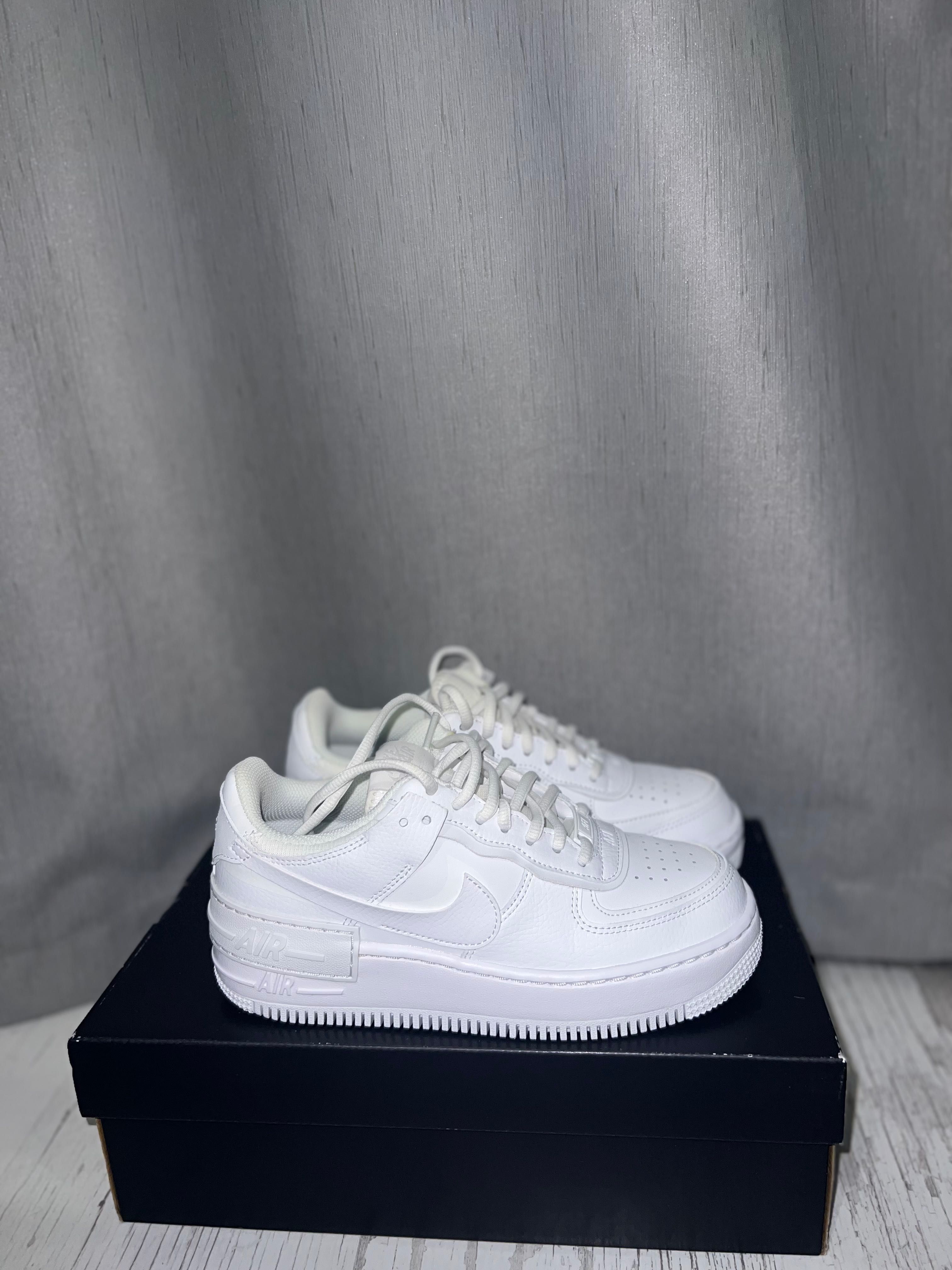 Adidași Nike Air Force 1 Shadow