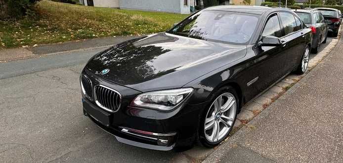 Piese auto BMW f02 f01 facelift 750i N63b44