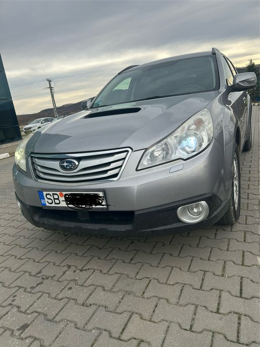 Vand subaru outback din 2011