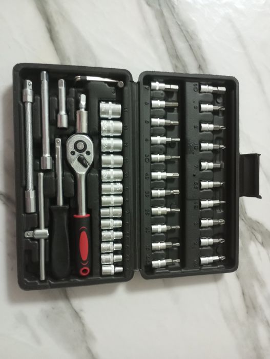 Продам новый набор инструментов