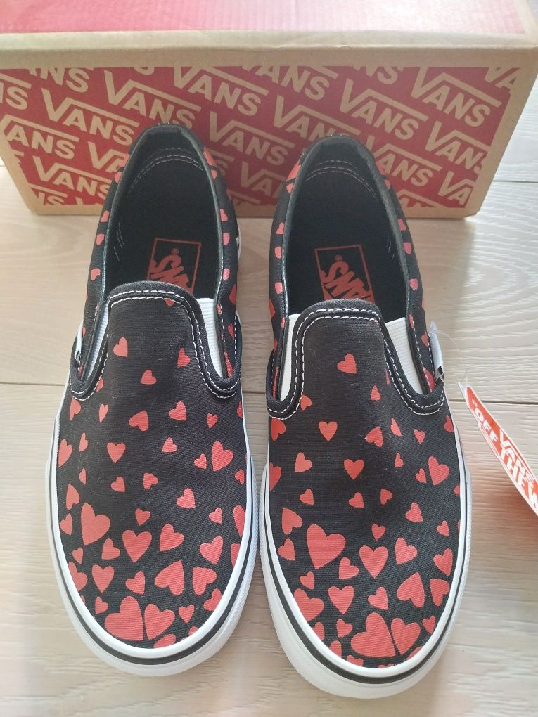 Кецове /гименки/ VANS, номер 35, нови