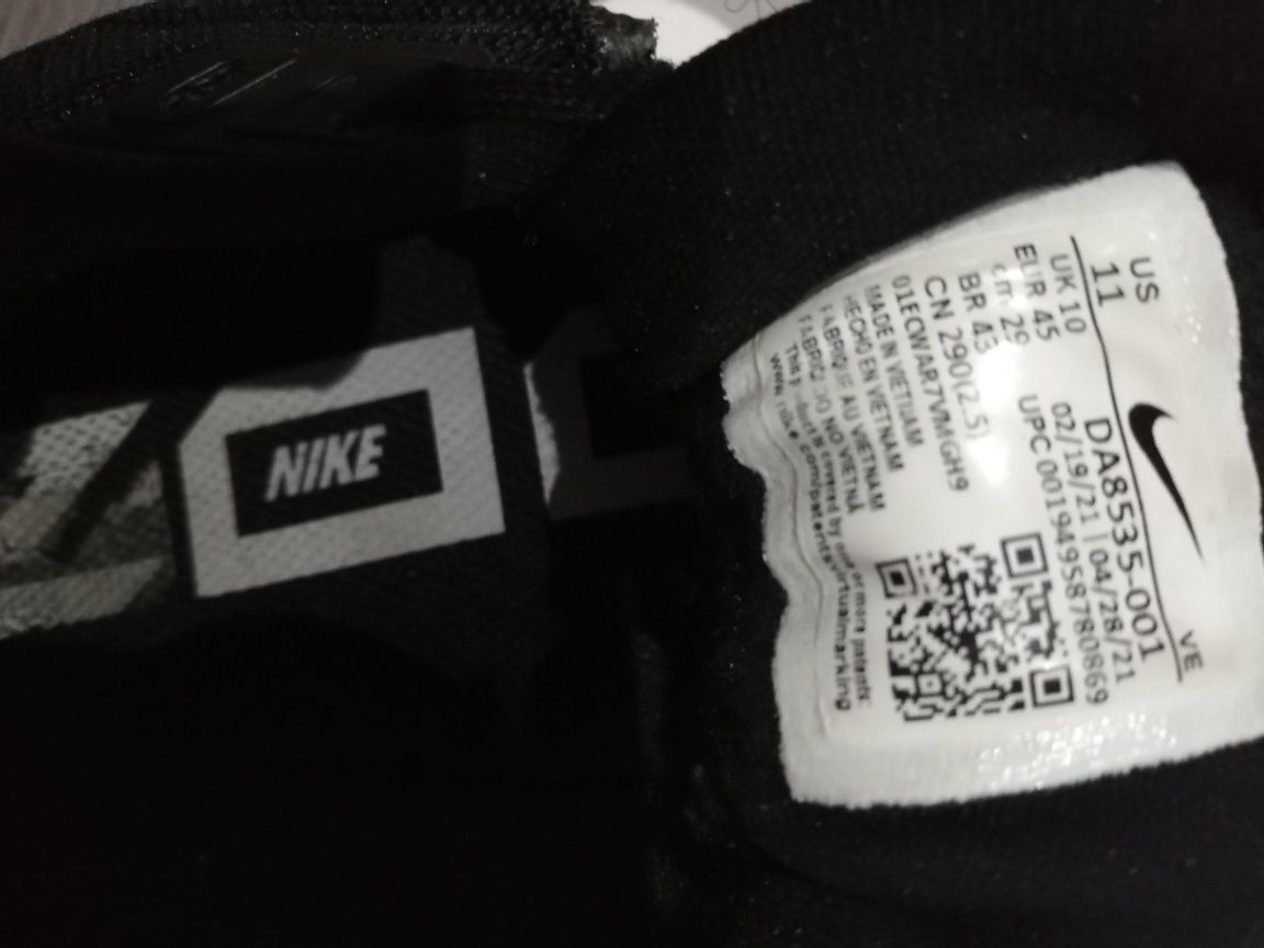 Nike - Обувки за бягане Air Zoom Structure 24 Road, Черен/Бял