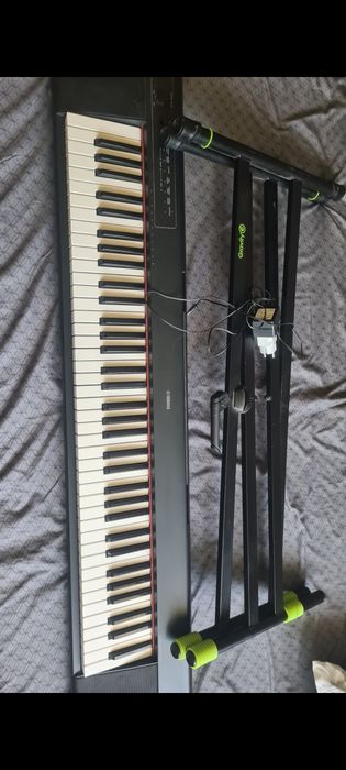 Se vinde orgă nouă, 7 octave perfecta pentru avansați și începători