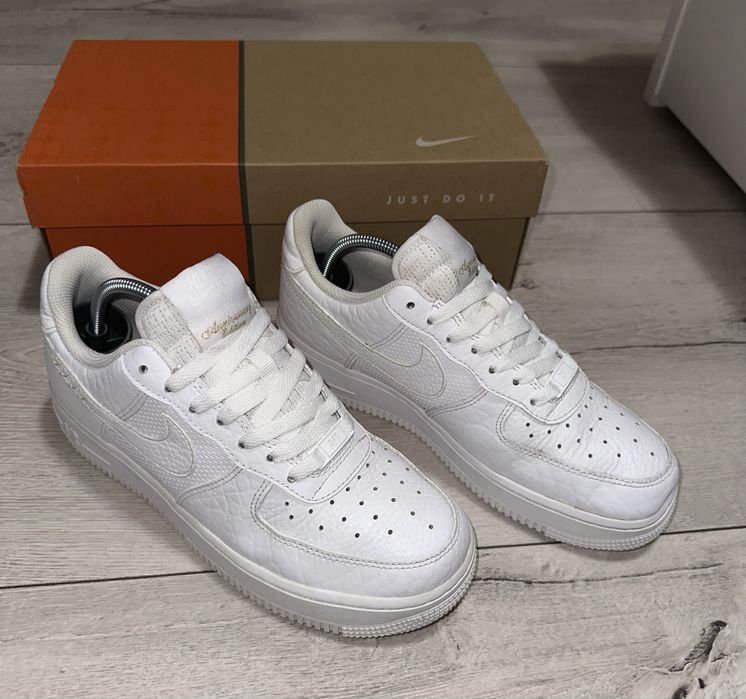 Оригинални дамски маратонки Nike Air Force 1,07, размер 38,5