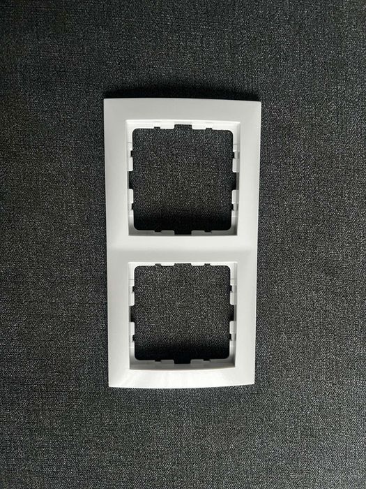 Priza, Întrerupător Berker, 250V 16A, Alb