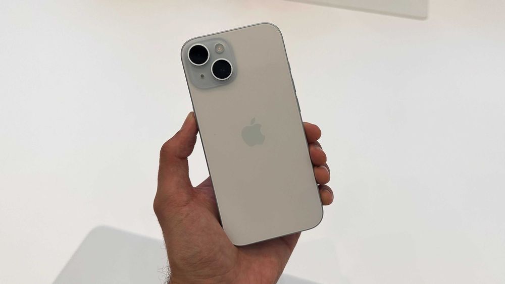 Iphone 15 white 512 gb