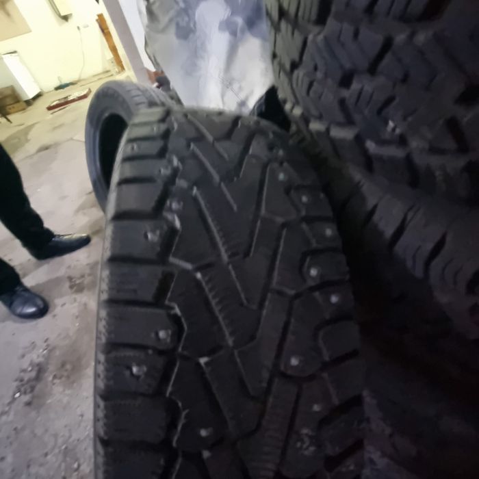 Зимние шипованные шины