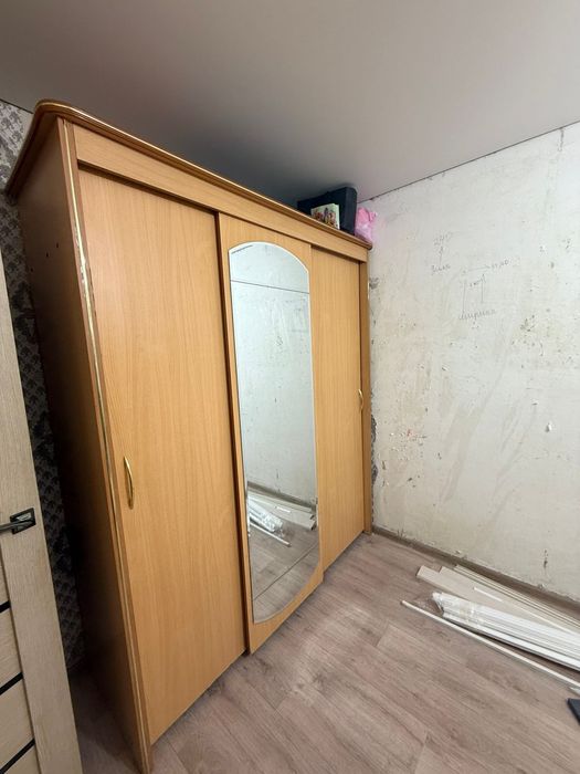Продам шкаф..- для одежды