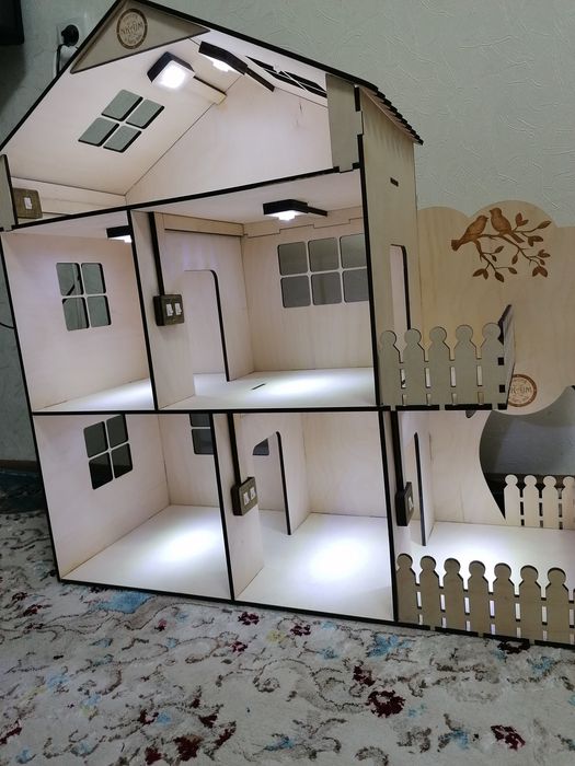 Домик для кукол из березовой 6 мм фанеры с освещением