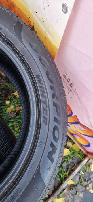 2 Anvelope Pirelli 235 55 R19 M+S Dot 2020 Run-flat