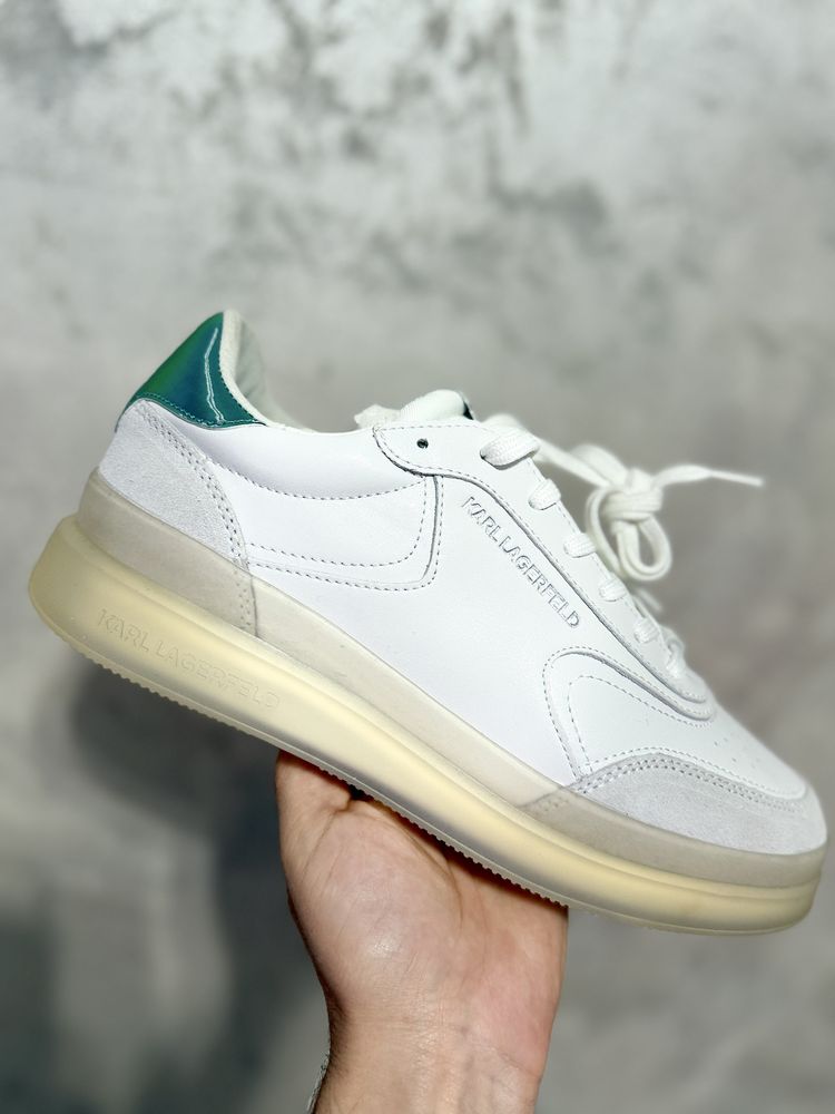 Adidas Karl Lagergeld