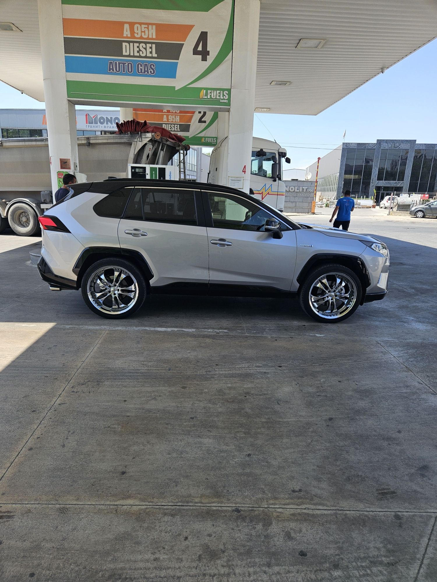 Алуминиеви джанти toyota lexus mazad kia  с гуми 5х114,3 22" хром нике
