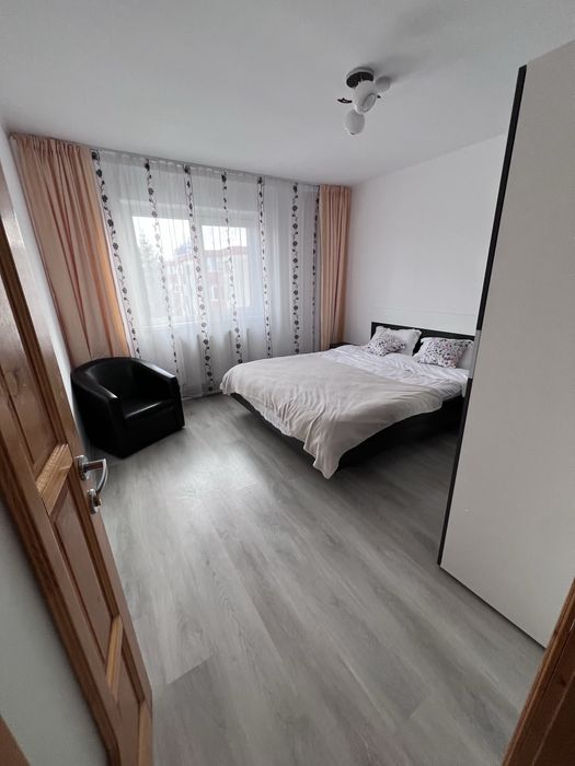 Apartament 3 camere etj4/4 triaj pers fizica