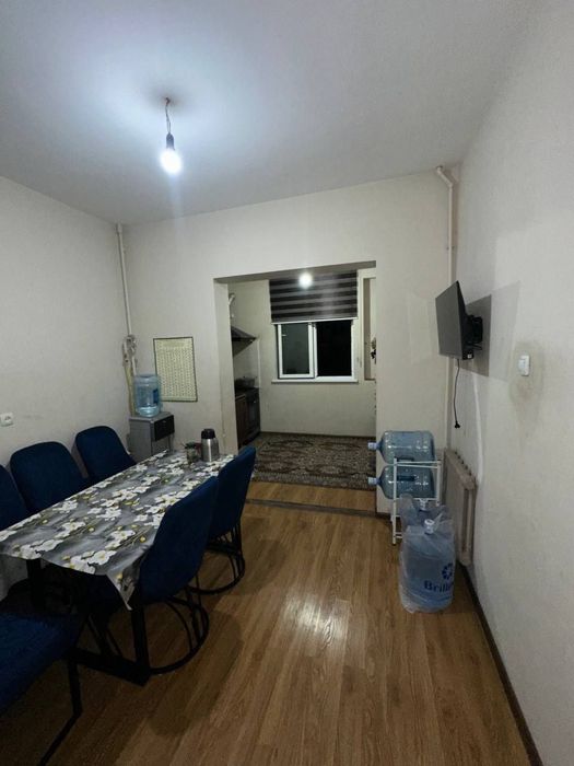 Сдаётся светлая и просторная 3 - ех комнатная квартира