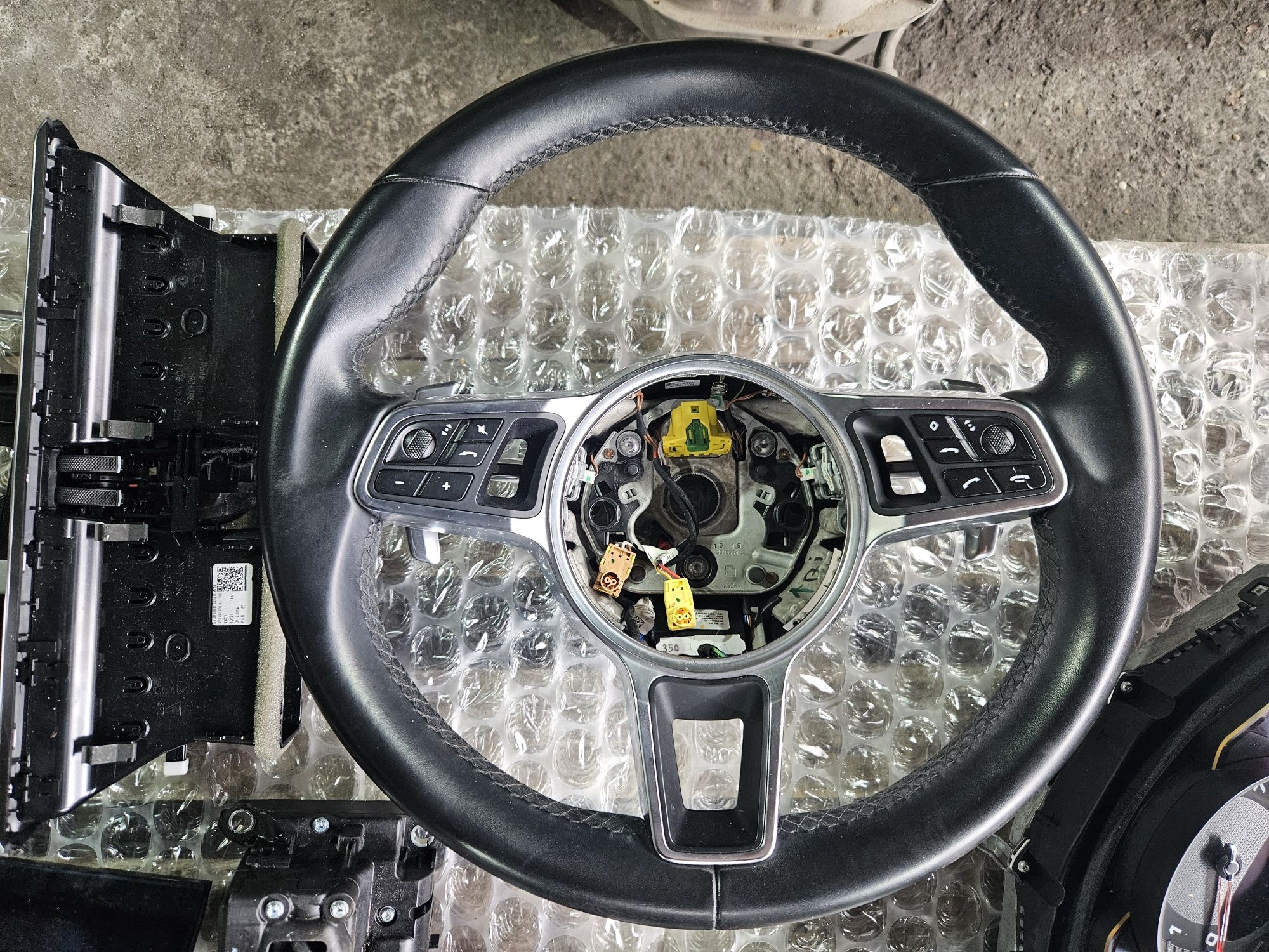 Волан за Porsche Cayenne 3