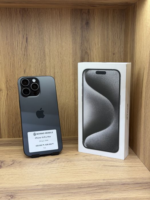 iPhone 15 Pro Max | Nomad Mobile