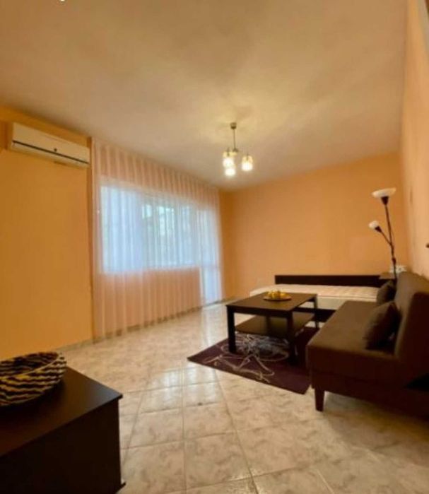 Продава се Едностаен апартамент в Пловдив, Център - 34 кв.м за 1442 €/кв.м - Снимка #1