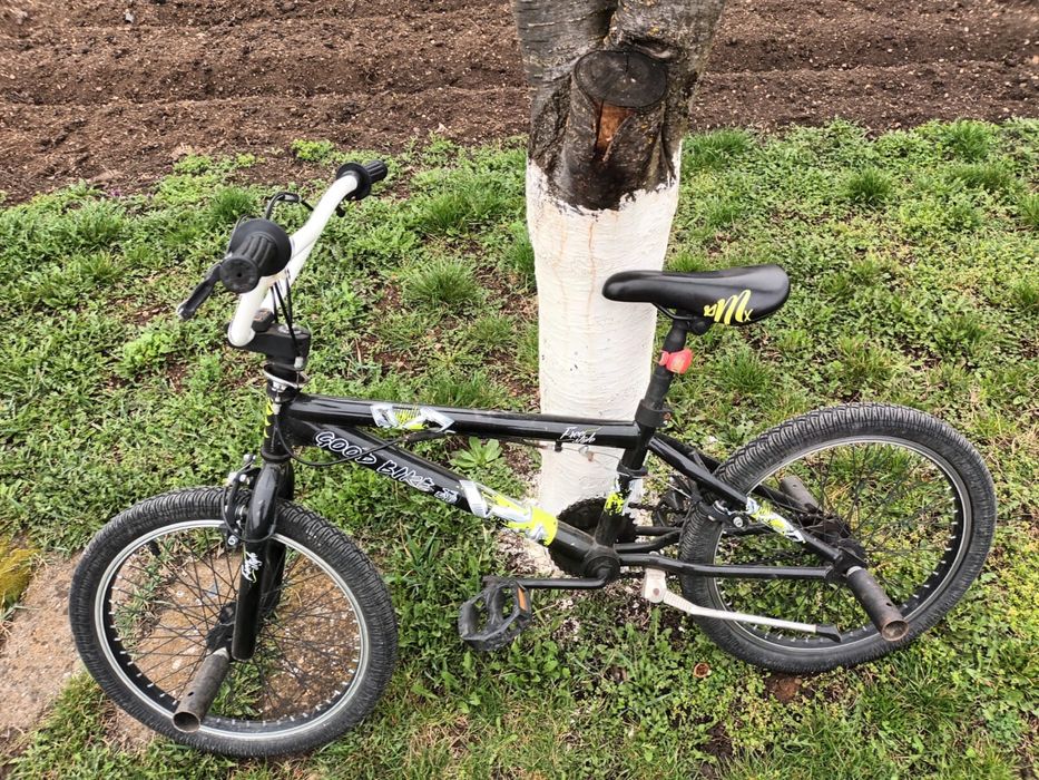 Vând bicicleta, pana la 12 ani, folosită foarte puțin