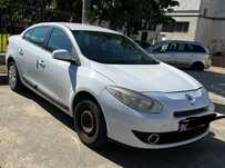 Vând Renault Fluence.