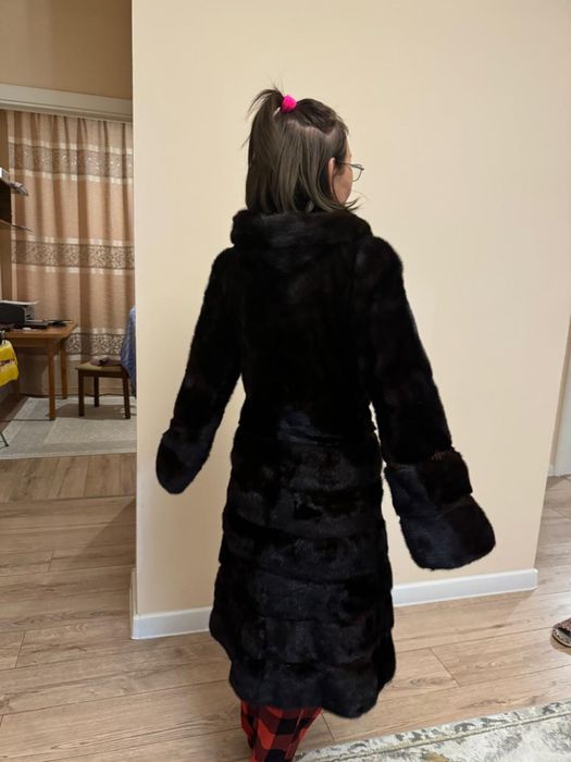 Шубы норовая одевала 3-4 раза
