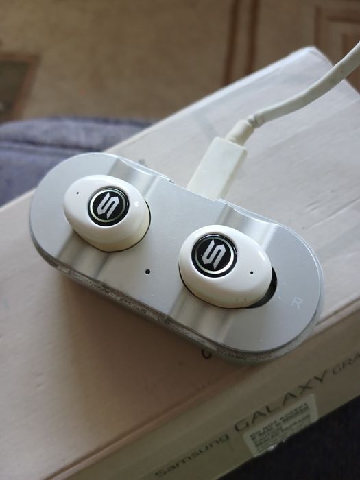 Беспроводной наушникl SOUL  S T-X S со Швеции  новый