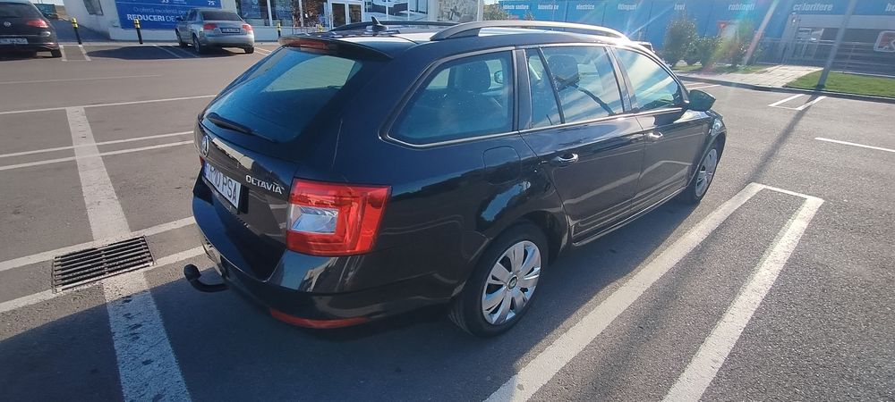 Vând Skoda Octavia 3 automata