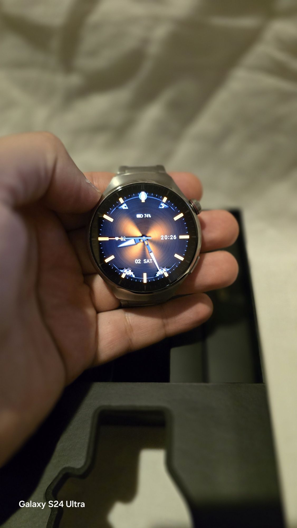 Продавам Huawei Watch 4 pro Titanium