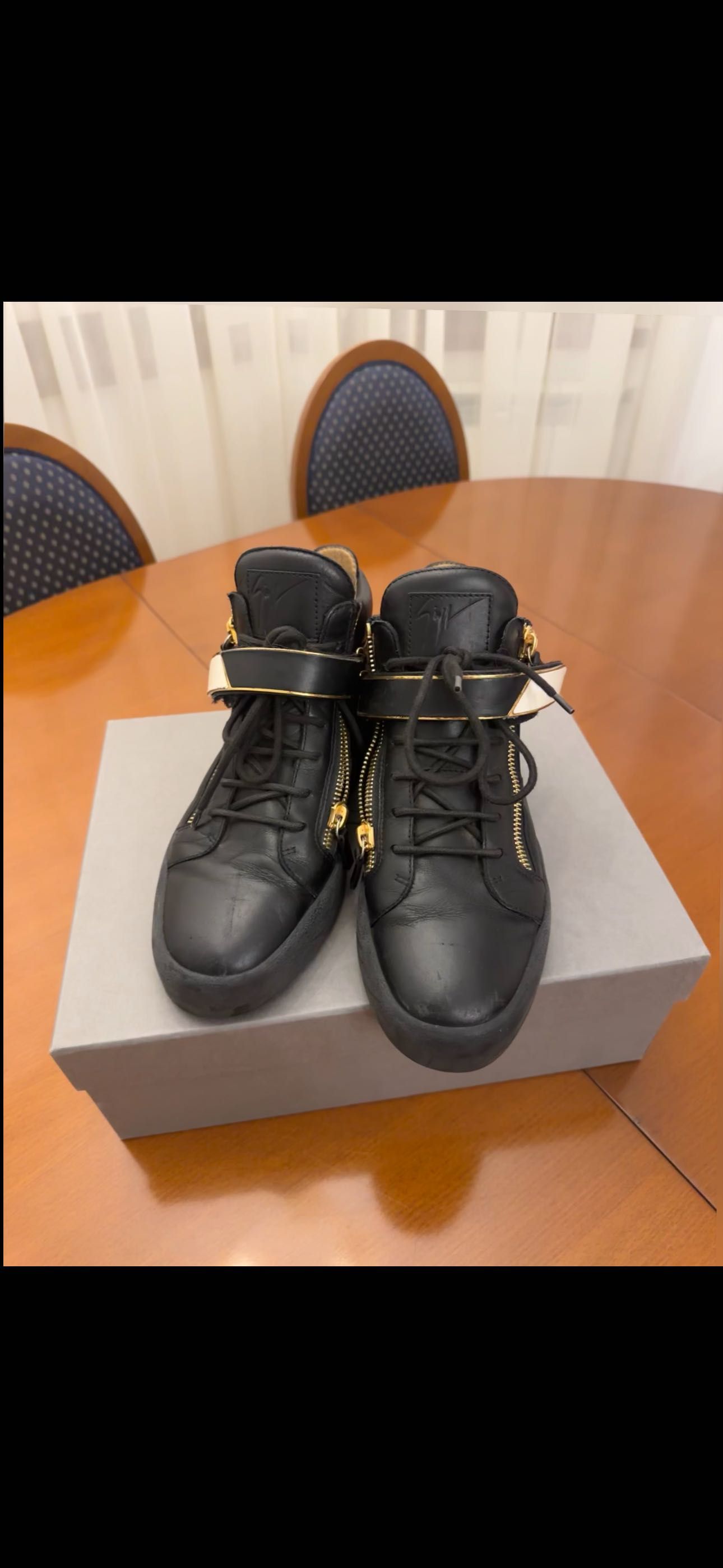 Vand Giuseppe Zanotti Original
