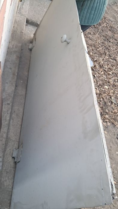 Продам металлическую дверь. Б/у