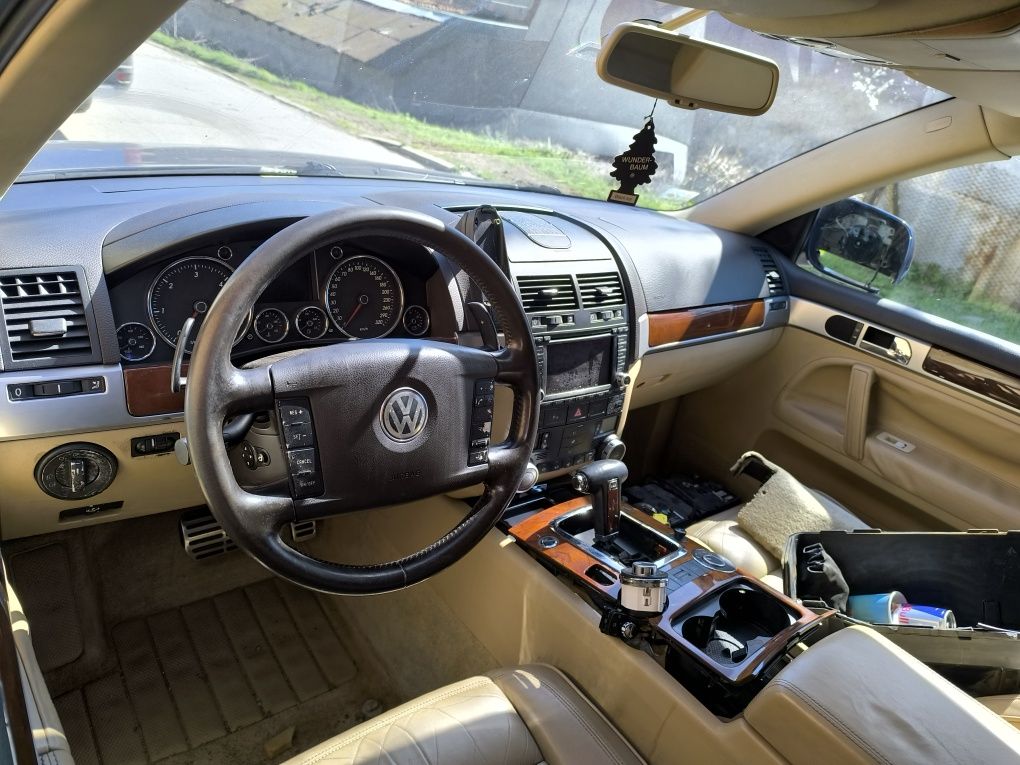 На части VW Touareg V10 5.0tdi
