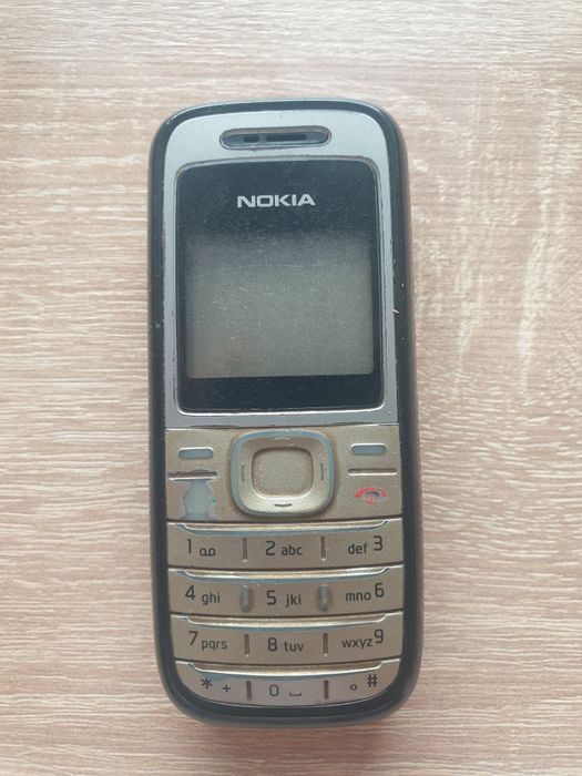 Telefoane mobile (toate 8 la 100 de lei)