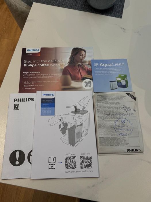 Автоматична кафемашина Philips Series 2300 LatteGo EP2334/10