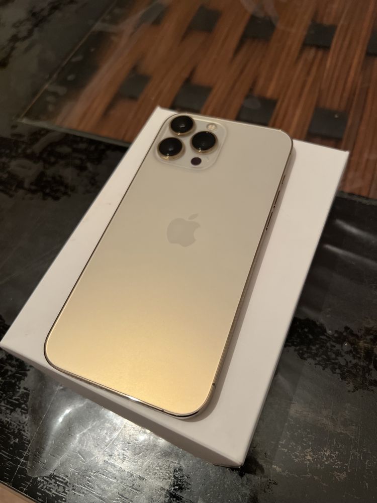 Iphone 13 pro max gold