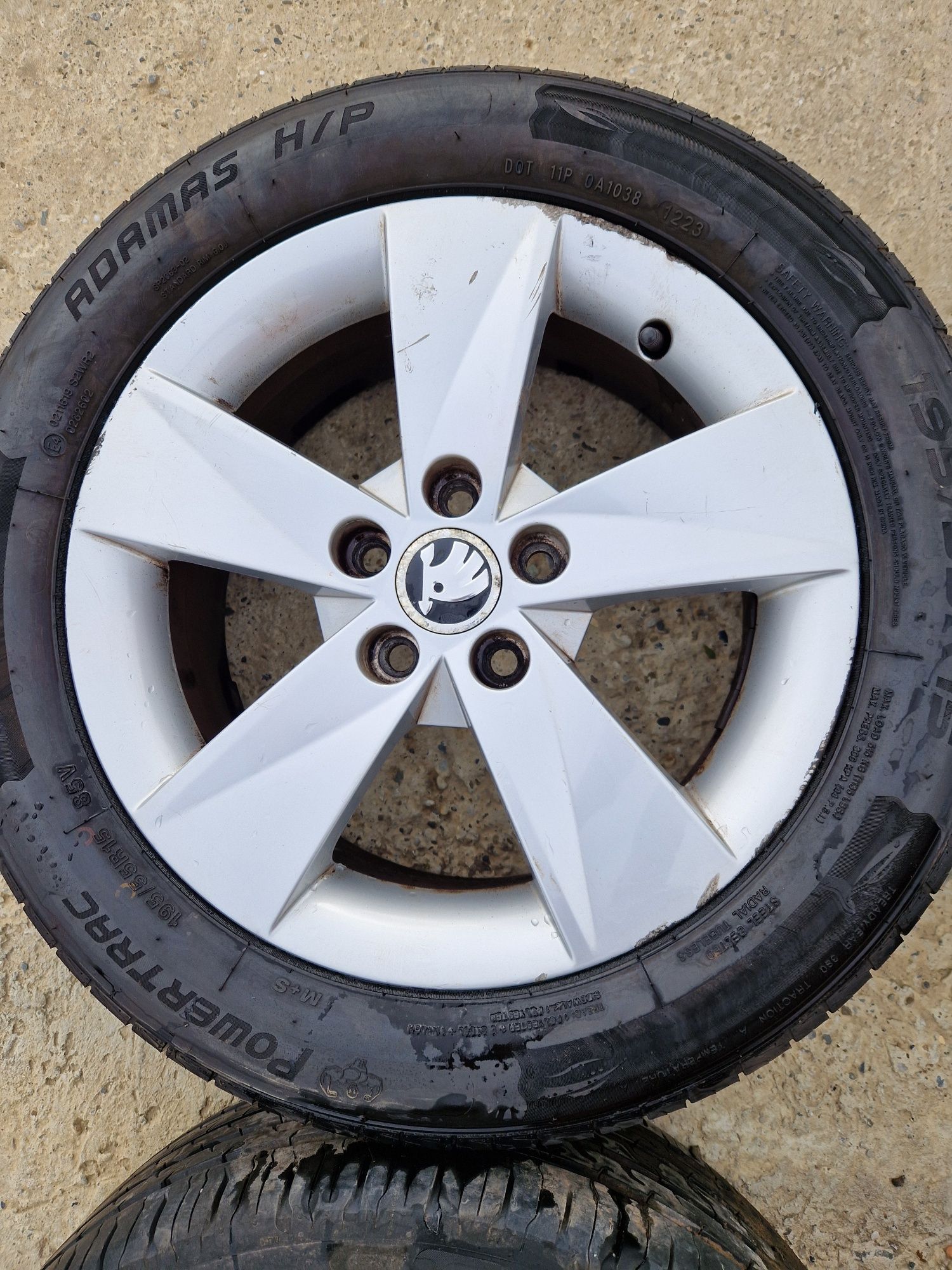 Jante aliaj Skoda Fabia R15 ET43