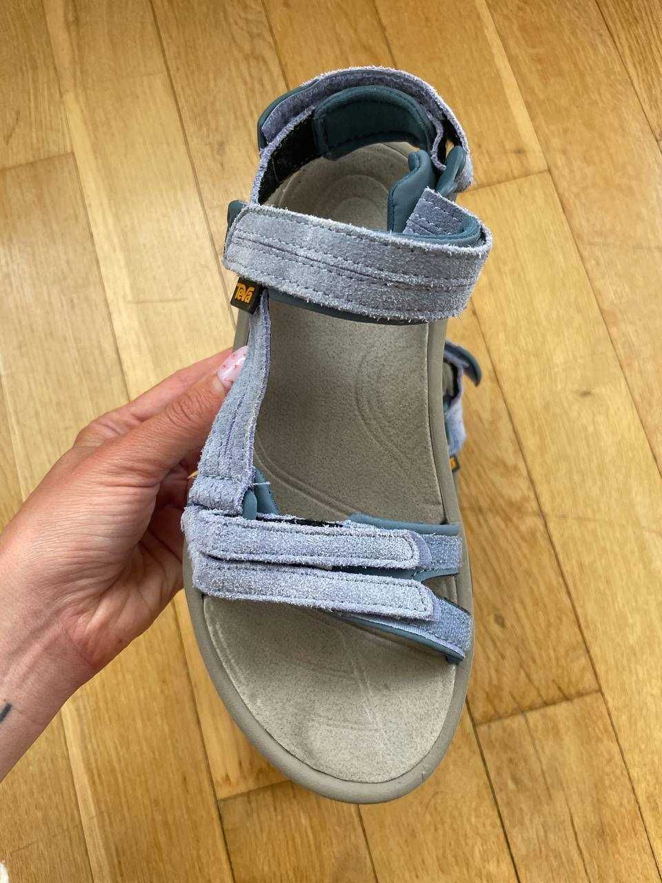 Спортни сандали Teva, номер 36