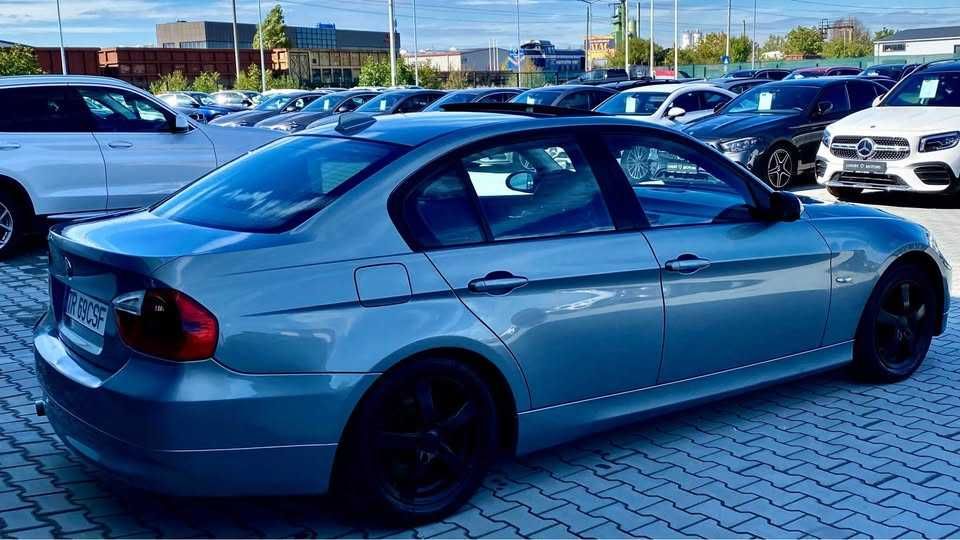 BMW Seria 3 E90 320D