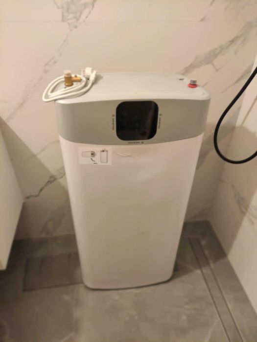 Продавам чисто нов бойлер ARISTON VLS EVO 80EU. Цена 700 лв.