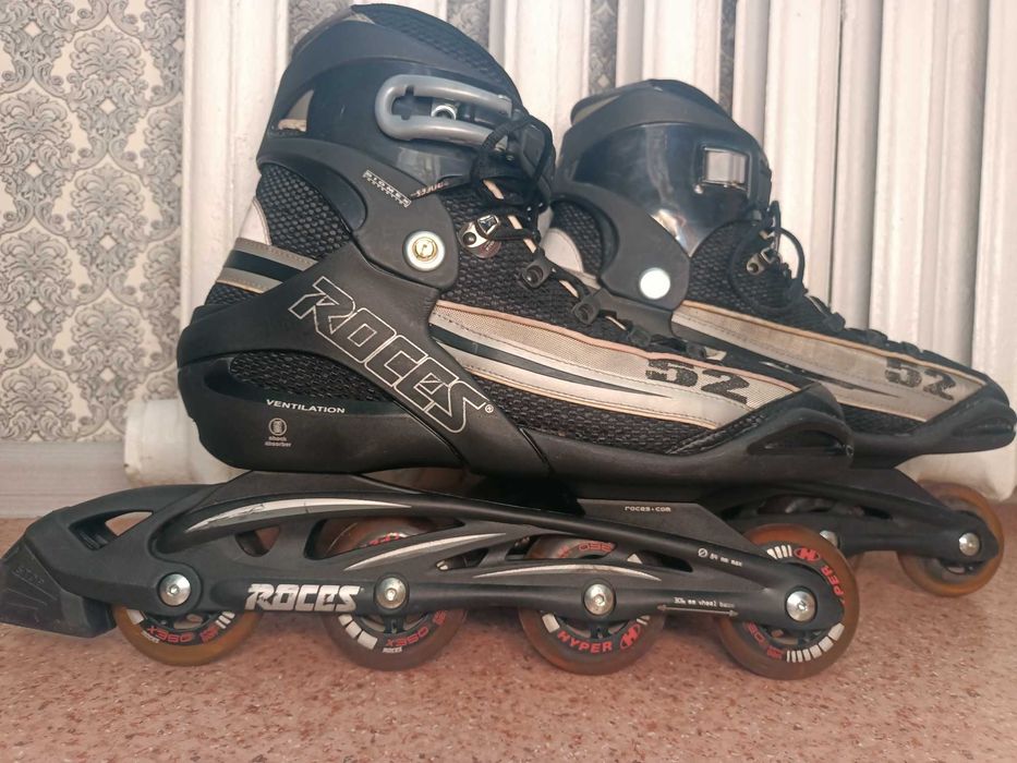 Роликовые коньки