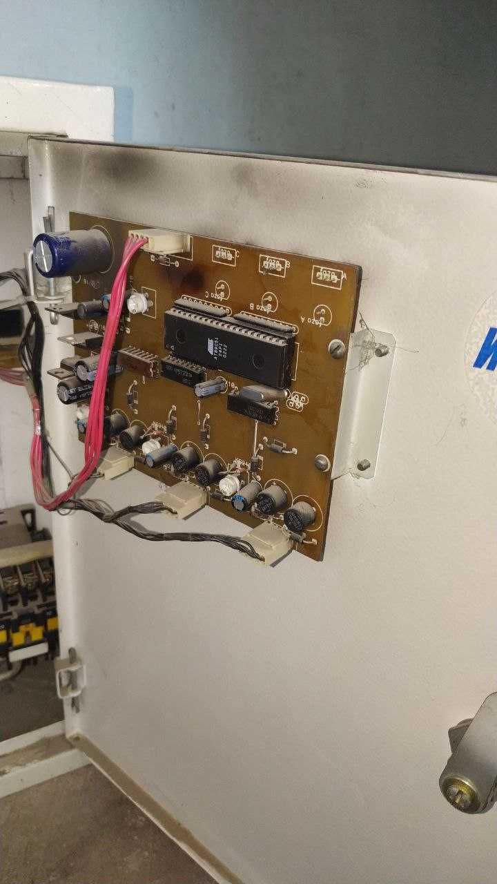 переключатель автоматический для фаз б/у электрика для дома