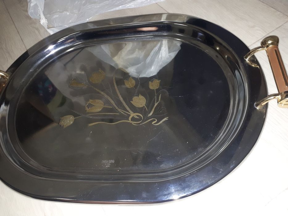 Продам красивый поднос