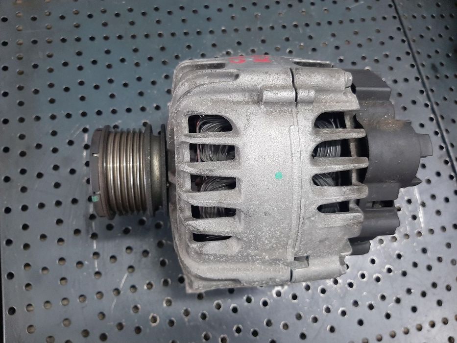 alternator  renault clio 4 captur megane 3 1.5 dci  k9k  231001318r