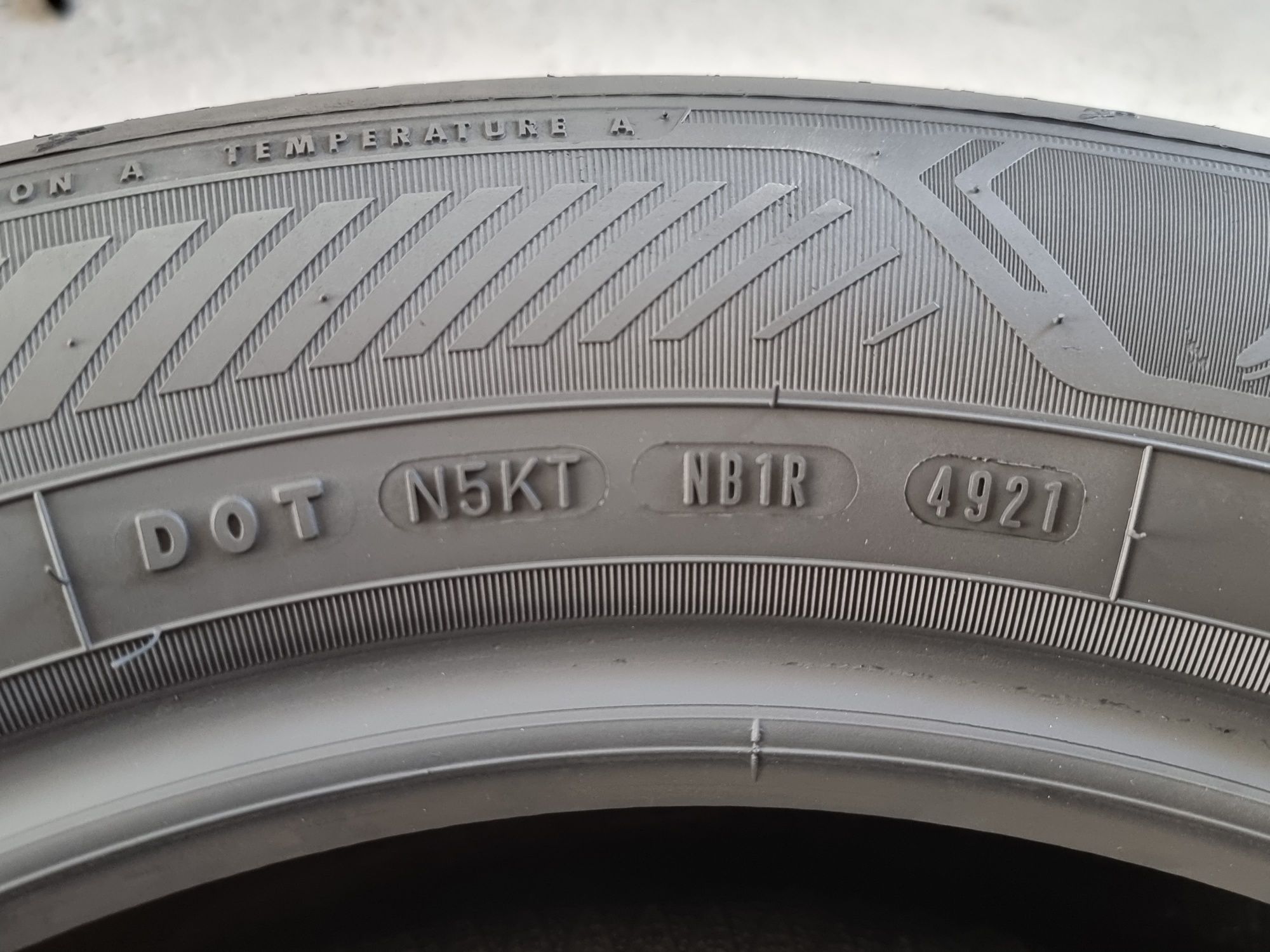 "Dot 22" 215/60/17 Goodyear 4Броя: 570лв 7.5мм